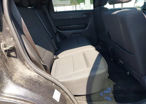 2011 Ford Escape Xlt from USA, damaged, VIN 1FMCU0D74BKC50238